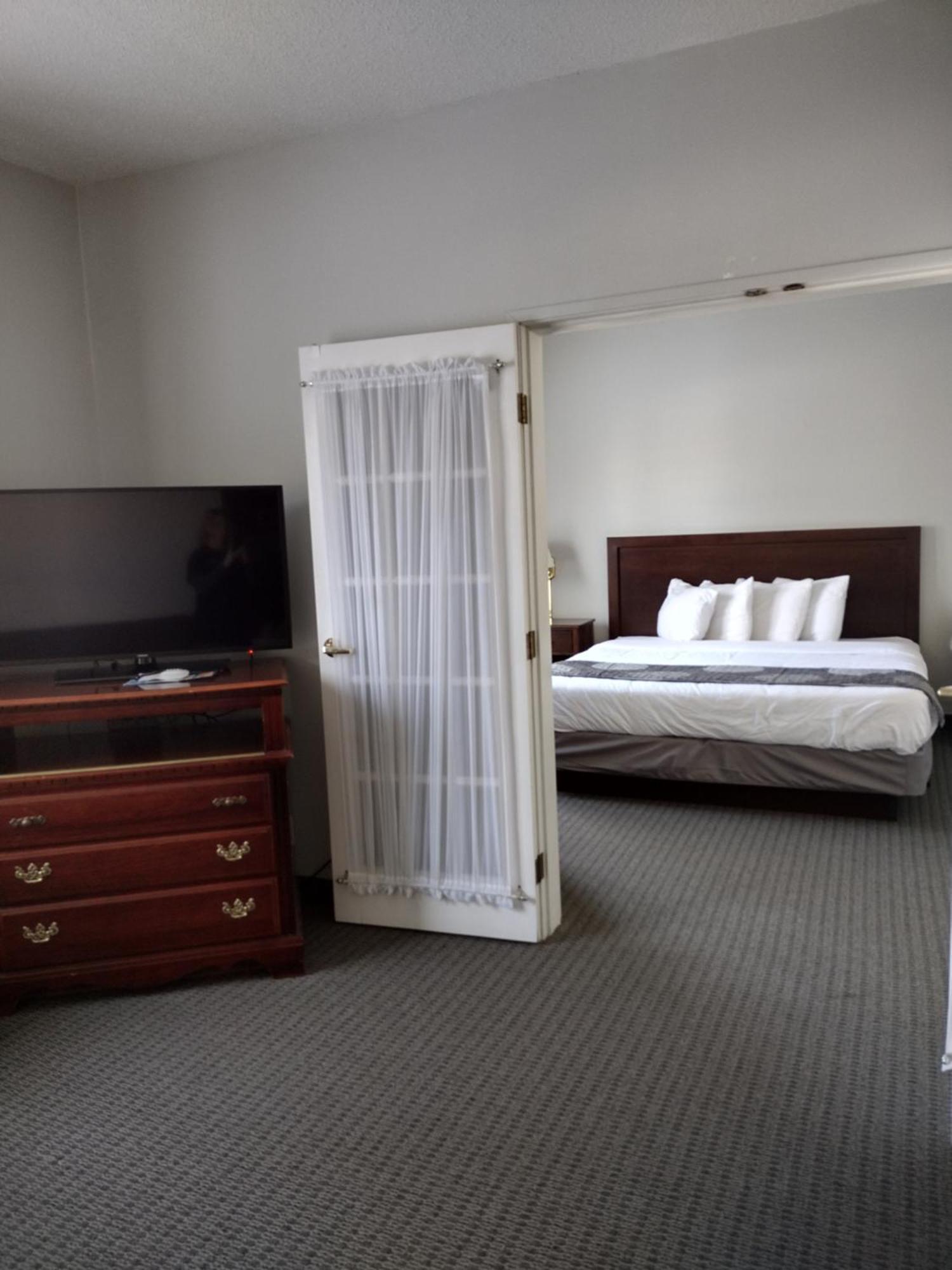 Grandstay Hotel & Suites 해이스팅스 외부 사진